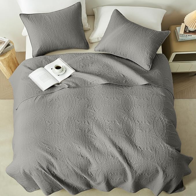 akkialla Dark Grey Twin Quilt Set, Ultrasonic Lightweight Bedspread Coverlet for Modern Minimalist Bedroom, Soft Microfiber Coin Pattern Bedding, 2-Piece (1 Quilt, 1 Pillow Sham) | Breathable fabric