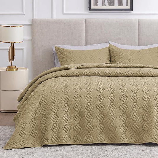 Love's cabin California King Size Quilt Bedding Set Camel Bedspread - Cal King Summer Lightweight Bedspread Comforter - Wave Pattern Coverlet for All Season - 3 Pieces (1 Quilt, 2 Pillow Shams)