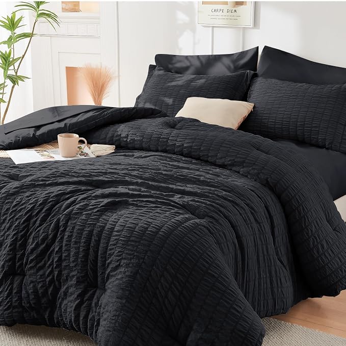 HYMOKEGE Black King Size Comforter Set Seersucker 7 Pieces, All Season Luxury Bed in a Bag for Bedroom, Bedding Set with Comforters, Sheets, Pillowcases & Shams