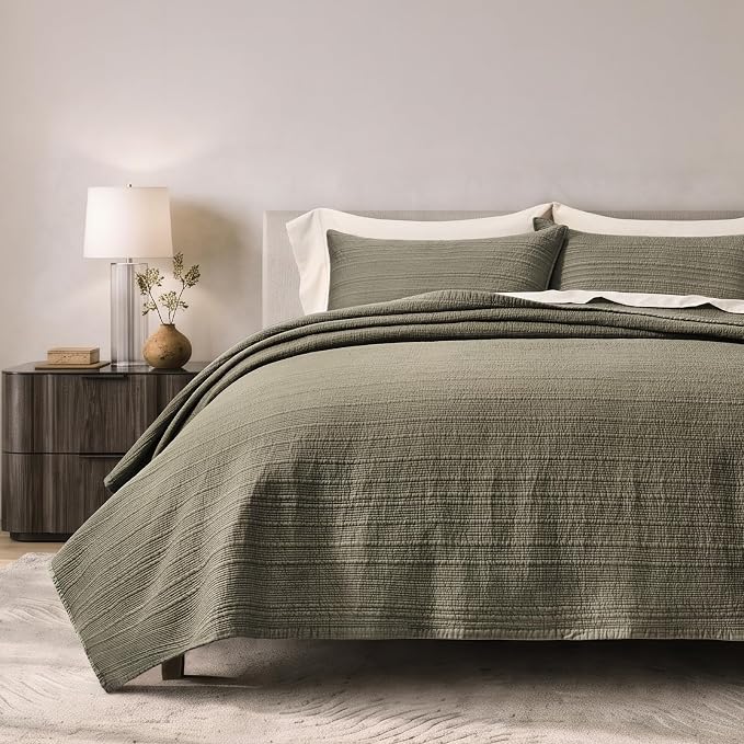 EVERGRACEHOME Cotton Sateen Channel Quilt Set, Queen Size, Moss Green | 100% Cotton, Pre-Washed Soft Coverlet Bedspread, 3-Piece Refined Channel Stitch Bedding Set for All Season, 2 Pillow Shams