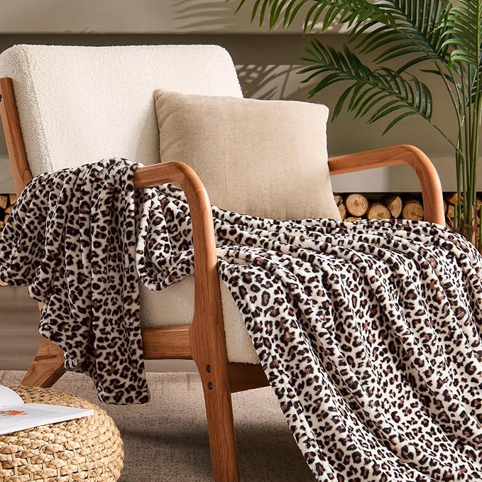 BEDELITE Fleece Blanket Soft Plush Throw for Couch White Leopard 50"x60" | Ultra Soft Fleece, Plush Microfiber, Lightweight Warmth, All Season Comfort, Leopard Decor, Machine Washable, Couch Sofa Bed