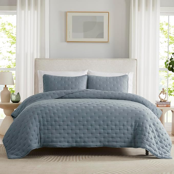 WDCOZY Dusty Blue Cloud Queen Size Quilt Set, Tan Lightweight Farmhouse Bedspread, Rustic Country Coverlet, Taupe Camel Soft Bedding, Thin Comforter for All Season - 3 Pieces, 90x90 inches
