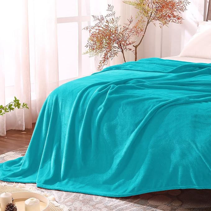 BEDELITE Fleece Blankets Twin Size Teal Throw Blankets for Couch & Bed, Plush Cozy Fuzzy Blanket, Super Soft & Warm Blankets for Spring and Summer | Ultra Soft Fleece, Plush Microfiber, Lightweight Warmth, All Season Comfort, Fade Resistant, Machine Wa...