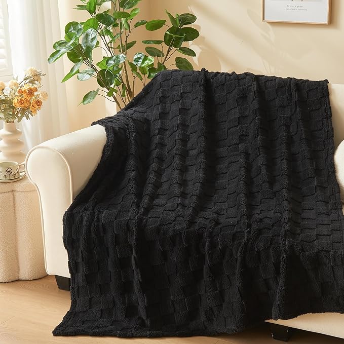 NEWCOSPLAY 3D Checkered Flannel Queen Blanket, Black Checkered, 90"x90" | Super Soft Cute Lightweight Decorative Premium Silky Fleece Blanket for Couch Sofa Bed, Gift for Women Men, All Season Use