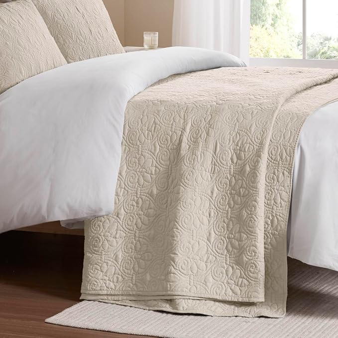 Madison Park King Quilt Bedding Set, Cottage-Inspired Damask, 3PC | All Season Quilted Coverlet, Classic Stitch Pattern Bedspread & Shams, Ultra Soft Microfiber Bedspread Set, Cream