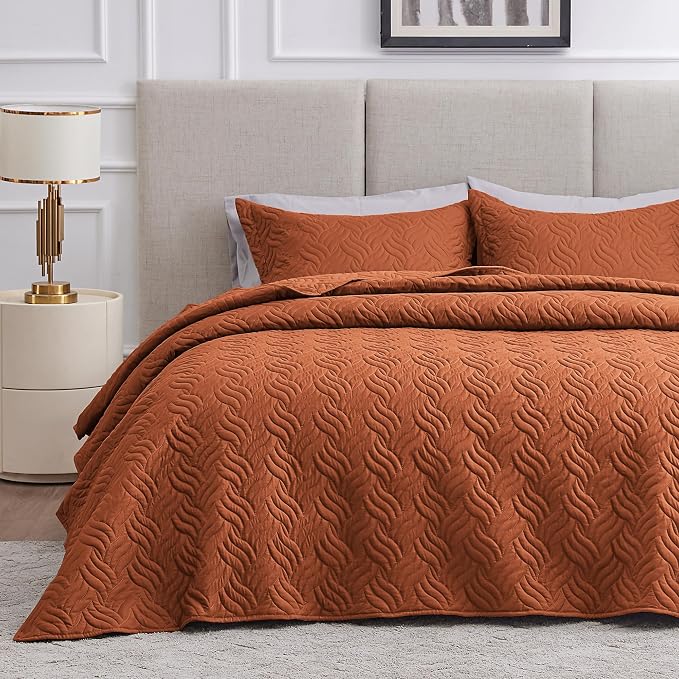 Love's cabin King Size Quilt Bedding Set Umber Bedspreads - Bed Summer Lightweight Bedspread Comforter - Wave Pattern Bedding Coverlet for All Season - 3 Pieces (1 Quilt, 2 Pillow Shams)