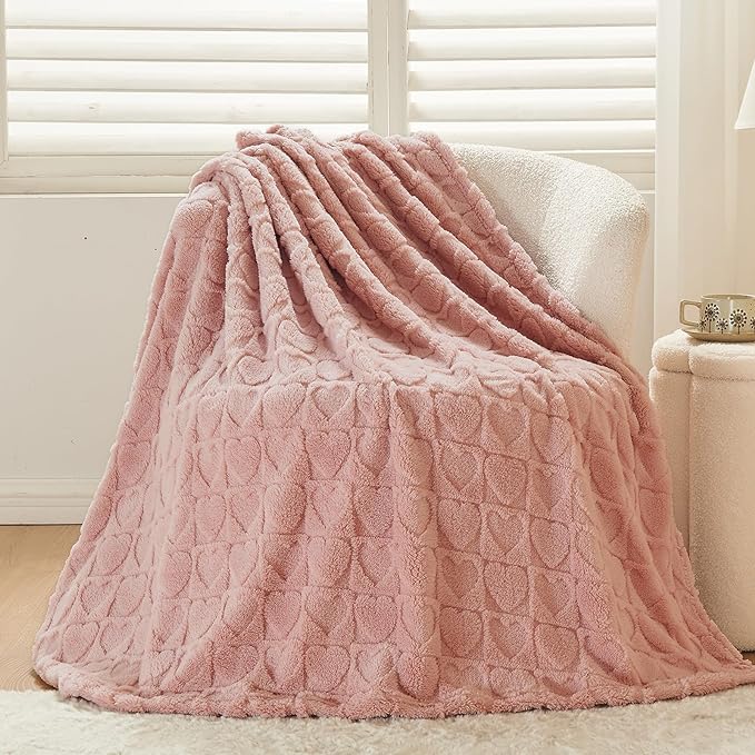 NEWCOSPLAY 3D Heart Checkered Flannel Queen Blanket, Dusty Pink, 90"x90" | Super Soft Cute Lightweight Decorative Premium Silky Fleece Blanket for Couch Sofa Bed, Gift for Women Men, All Season Use