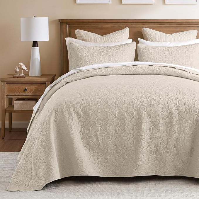 Madison Park Quebec Full Size Quilt Bedding Set - Ivory , Damask – 3 Piece Bedding Quilt Coverlets – Ultra Soft Microfiber Bed Quilts Quilted Coverlet | All Season Quilted Coverlet, Classic Stitch Pattern Bedspread & Shams, Ultra Soft Microfiber Bedspr...