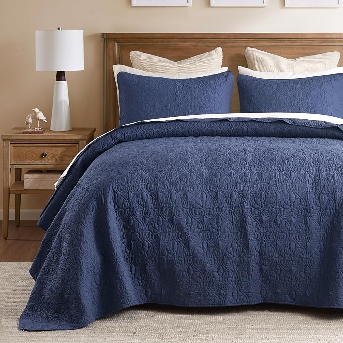 Madison Park Queen Quilt Bedding Set, Cottage-Inspired Damask, 3PC | All Season Quilted Coverlet, Classic Stitch Pattern Bedspread & Shams, Ultra Soft Microfiber Bedspread Set, Navy