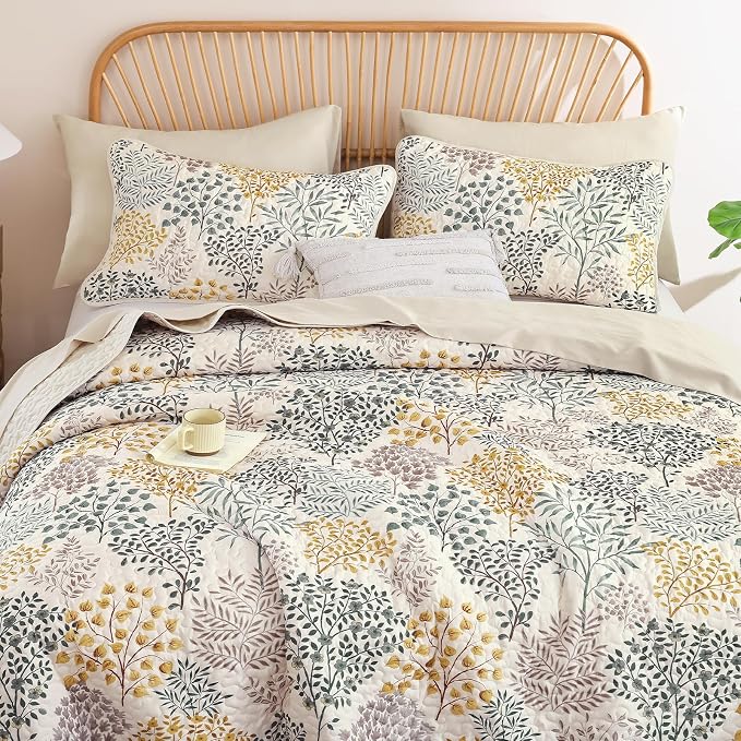 WONGS BEDDINGKing Quilt Set, 3 Pcs Yellow Green Floral Bedspread Coverlet | Botanical Print Quilt Set for Spring Summer, Lightweight Microfiber Farmhouse Quilted Bed Cover for Guest Room 110"×90"