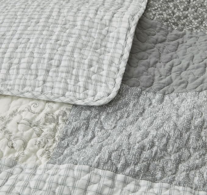 Chezmoi Collection Caleb 3-Piece Muted Gray White Ivory Floral Plaid Rectangular Patchwork Quilt Set - Pre-Washed Cotton Quilted Lightweight Reversible Bedspread for All Seasons, Super King 128x110