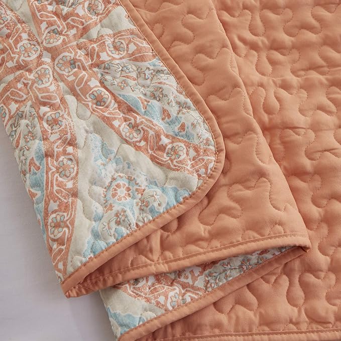Comfort Spaces Gloria Boho Twin XL Quilt Set 2 Piece for Summer Coral | Reversible Coverlet Bedspread, Soft All Season, Medallion Pattern, Winter Layer with Shams Modern Lightweight, Cozy Comfort