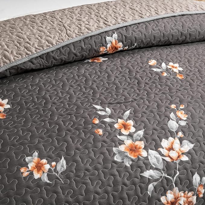 Flysheep 3 Pieces Quilt Set King Size, Dark Gray Floral Reversible Bedspread Coverlet Set, Soft Microfiber Lightweight Bed Cover for All Season (102" x 90", 1 Quilt+ 2 Pillow Shams)
