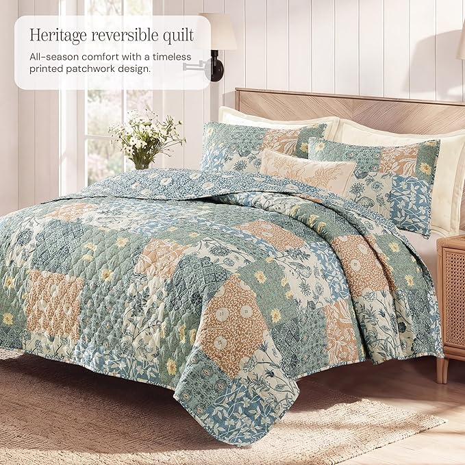 Oversized Queen Quilt Set-3 Pieces Soft Bedding Floral Patchwork Coverlet | All Seasons Quilts Queen Size for Bed, 1 Quilt (120" x 110") and 2 Shams (20" x 36"), Vintage Bedspread, Green