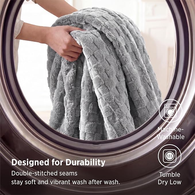 Bedsure Checkered Soft Cozy Fleece Full Blanket for Bed, Grey, 84"×90" | Couch/Sofa/Bed, Lightweight, Soft Cozy Cute, All Season, Gifts for Men, Home Decor