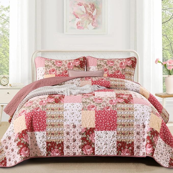 Anibedding Floral Patchwork Quilt Set Queen Size, Red Rose Plaid Bedspread | 3 Pcs Country Floral Coverlet Set, Soft Lighweight Farmhouse Quilt Bedding Set 3 Pieces for All Season, 96''x90''