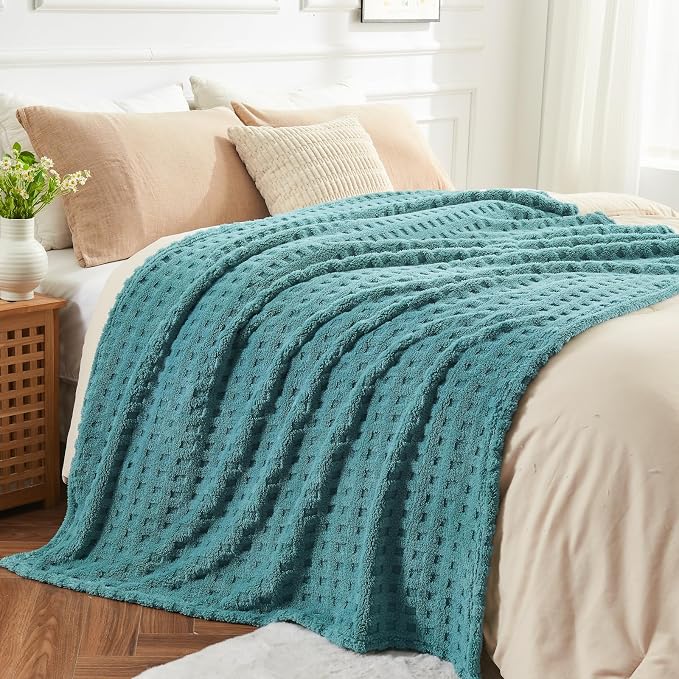 NEWCOSPLAY 3D Waffle Checkered Flannel Queen Blanket, Light Teal, 90"x90" | Super Soft Cute Lightweight Decorative Premium Silky Fleece Blanket for Couch Sofa Bed, Gift for Women Men, All Season Use