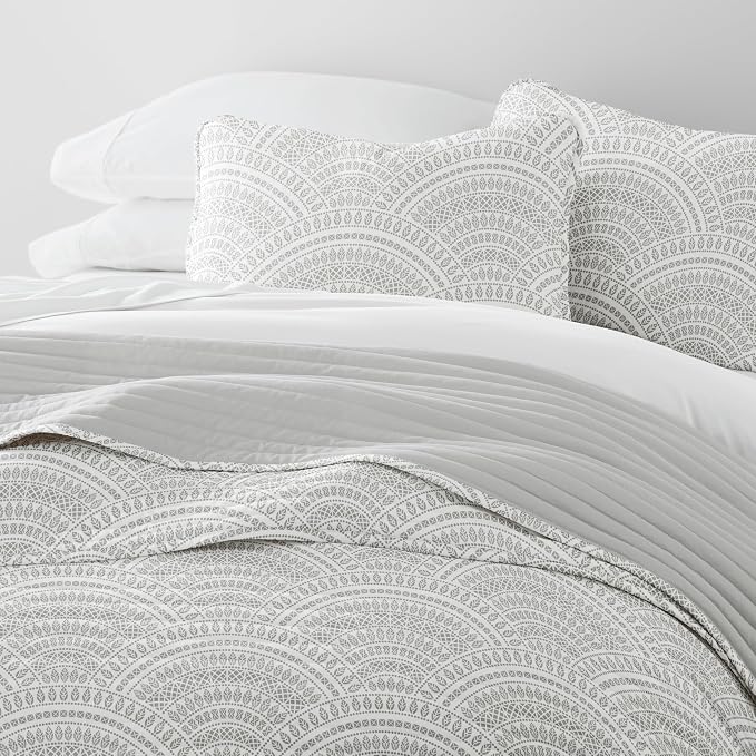 Merit Linens Soft Quilt Coverlet Bedding Set - Pattern/Solid Reversible - Twin/TwinXL Light Gray