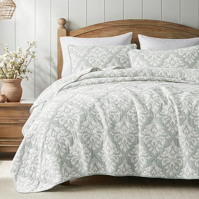 Exclusivo Mezcla Cotton Quilts Queen Size Sage Green | Soft Lightweight Bedspread, Breathable Prewashed Yarn Dyed Muslin, All Season Bedding Set, Boho Coverlet With 2 Pillow Shams