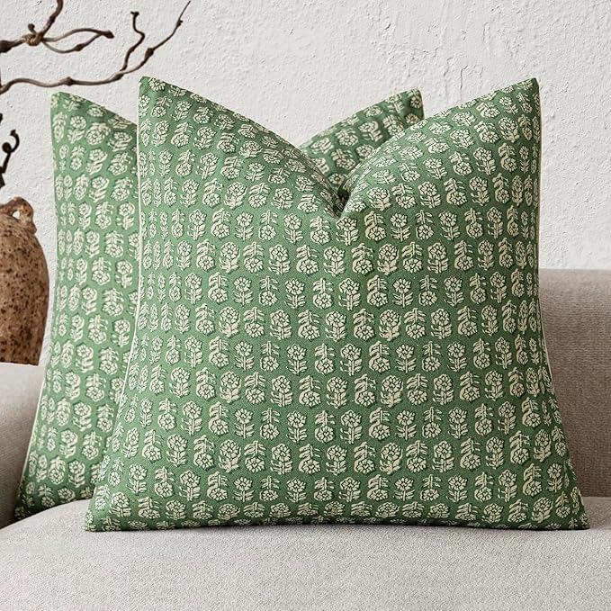 Foindtower Set of 2 Decorative Neutral Floral Print Throw Pillow Covers Vintage Accent Farmhouse Cushion Covers Boho Home Decor For Sofa Chair Couch Bedroom Living Room Outdoor,18×18 Inch,Forest Green