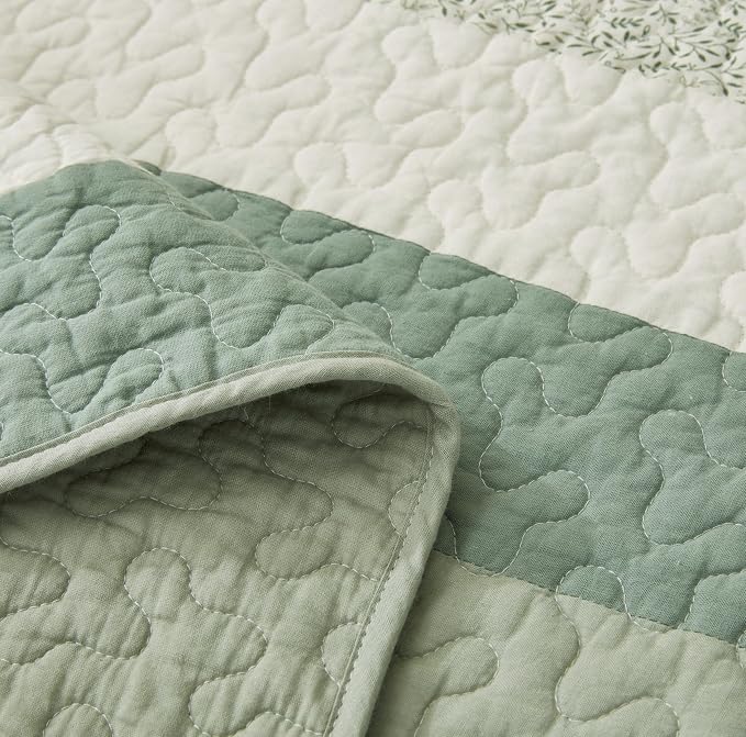 Chezmoi Collection Reed 3-Piece Chic Patchwork Striped Quilt Set - Green Floral Coverlet - Pre-Washed Cotton Lightweight Reversible Bedspread, King Size