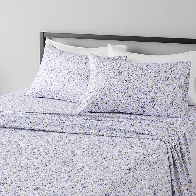 Amazon Basics Lightweight Super Soft, Breathable, Machine Washable, Wrinkle Resistant Microfiber 4 Piece Sheet Set with 14-Inch Deep Pockets - King, Blue Floral