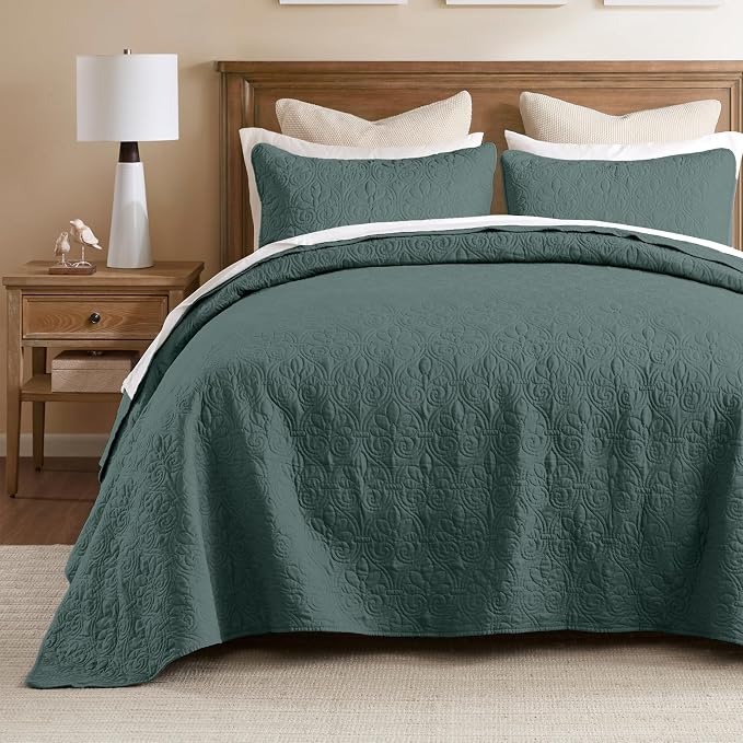 Madison Park Queen Quilt Bedding Set, Cottage-Inspired Damask, 3PC | All Season Quilted Coverlet, Classic Stitch Pattern Bedspread & Shams, Ultra Soft Microfiber Bedspread Set, Balsam Green