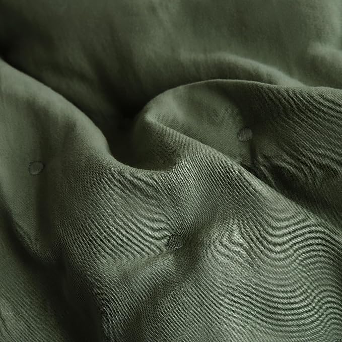 WDCOZY Olive Green California Cal King Size Quilt Bedding Sets with Pillow Shams, Oversized Lightweight Bedspread Coverlet, Bed Cover for All Season - 3 Pieces, 118x106 inches