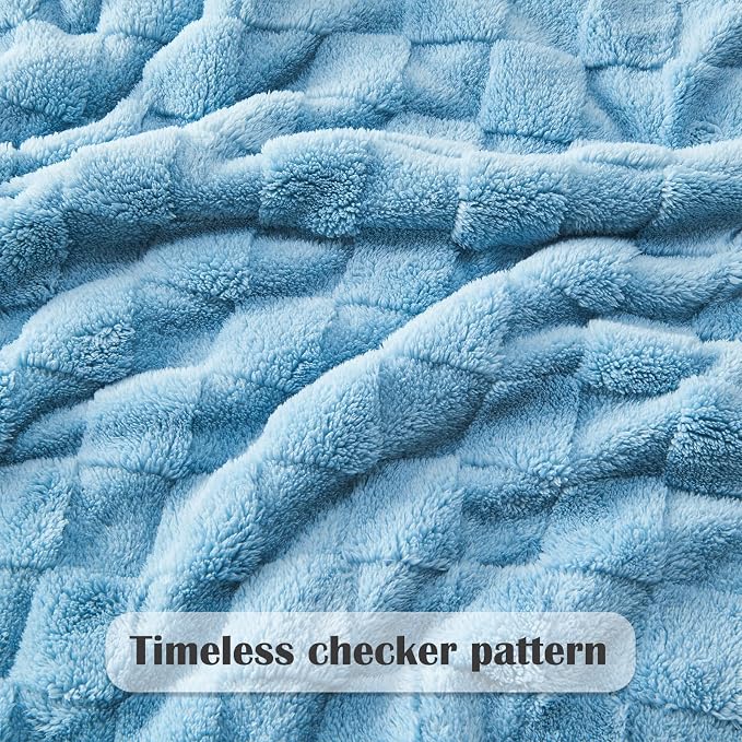 NEWCOSPLAY 3D Checkered Flannel Twin Blanket, Blue Checkered, 60"x80" | Super Soft Cute Lightweight Decorative Premium Silky Fleece Blanket for Couch Sofa Bed, Gift for Women Men, All Season Use
