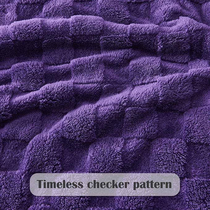 NEWCOSPLAY 3D Checkered Flannel Throw Blanket, Purple Checkered, 50"x70" | Super Soft Cute Lightweight Decorative Premium Silky Fleece Blanket for Couch Sofa Bed, Gift for Women Men, All Season Use