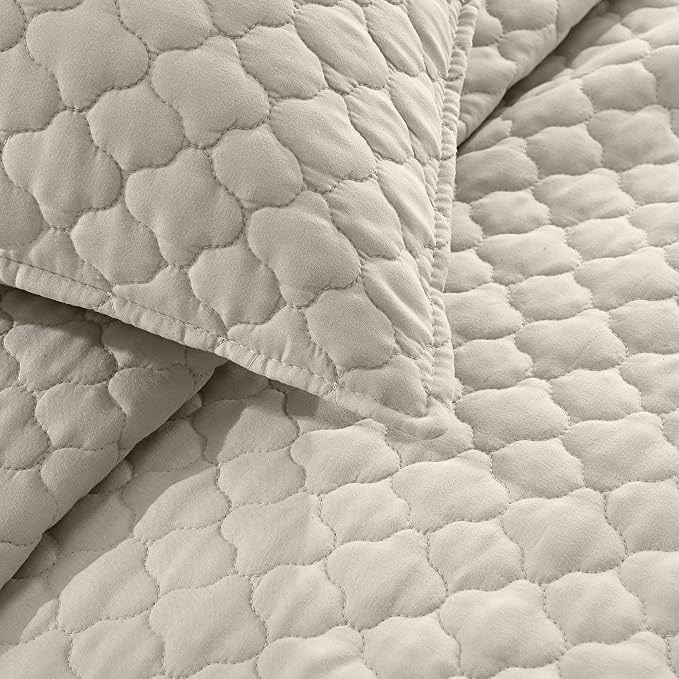 HORIMOTE HOME Quilt Set Twin Size Beige Bedspread, Modern Style Quilted Clouds Pattern Soft Coverlet Set Lightweight Microfiber Quilted Bedspread for All Season, Includes 1 Quilt and 1 Pillow Sham