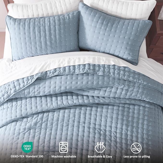 WDCOZY King Size Quilt Bedding Sets with 2 Pillow Shams, Lightweight Soft Bedspread Coverlet, Quilted Blanket Thin Comforter Bed Cover for All Season, 3 Pieces, 104x90 inches, Blue