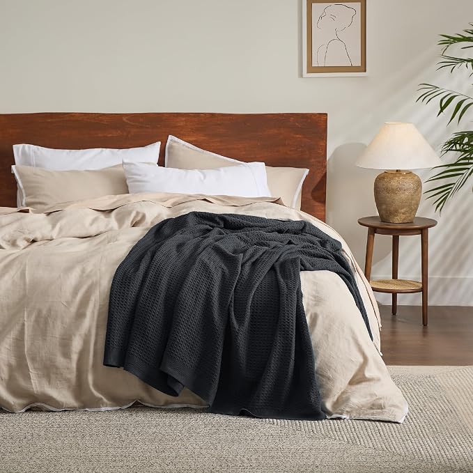 Bedsure 100% Cotton Blanket, Waffle Weave, Full Size, Black, 80"x90" | Breathable, Soft, Cozy, Cooling, Waffle Texture, Summer Blanket for Bed, Gifts for Women, Machine Washable, All Seasons