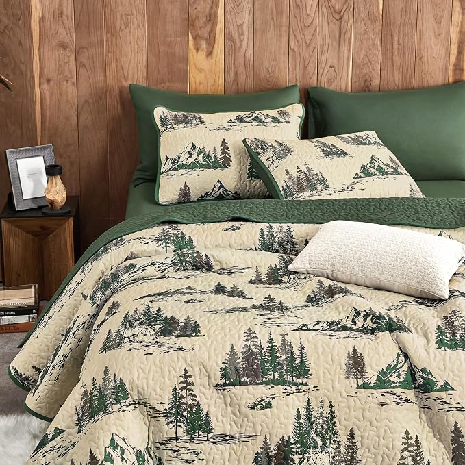 Wake In Cloud - Rustic Quilt Set, Cabin Forest Woodland Camping Theme with Lodge Mountain Print, Reversible Lightweight Bedspread Coverlet, 3 Pieces, Green Brown, King Size