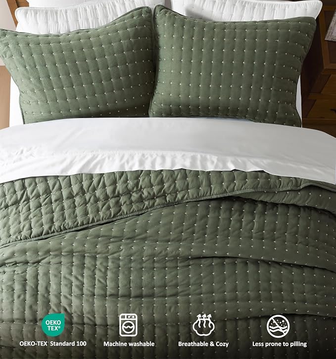 WDCOZY Queen Size Quilts Bedding Sets with 2 Pillow Shams, Lightweight Soft Bedspread Coverlet, Quilted Blanket Thin Comforter Bed Cover for All Season, 3 Pieces, 90x90 inches, Moss Green
