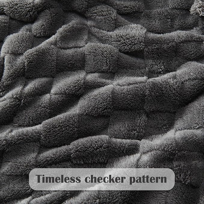 NEWCOSPLAY 3D Checkered Flannel Queen Blanket, Dark Grey, 90"x90" | Super Soft Cute Lightweight Decorative Premium Silky Fleece Blanket for Couch Sofa Bed, Gift for Women Men, All Season Use