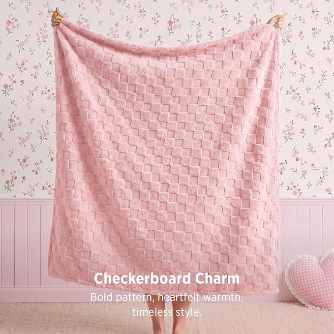 Bedsure GentleSoft Throw Blanket for Couch - Super Soft Cozy Blankets Gifts, Cute Small Fleece Throws for Bedroom Home Decor, Pink, 50x70 Inches