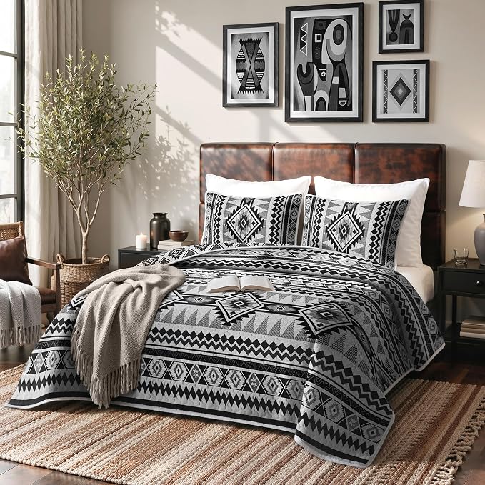 akkialla Reversible Black Boho Twin Quilt Set, 2-Piece Bohemian Aztec Microfiber Bedspread, Soft Lightweight All-Season Coverlet (1 Quilt, 1 Sham)