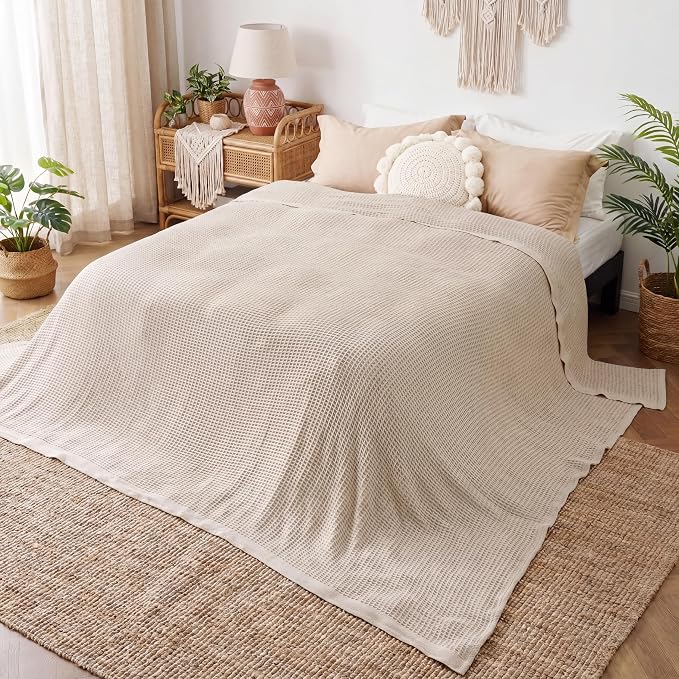 Bedsure 100% Cotton Big Oversized King Blanket, Waffle Weave, Beige | Breathable, Soft, Cozy, Cooling, Waffle Texture, Fall, Summer Blanket for Bed, Gifts for Women, Machine Washable, 120"X94"
