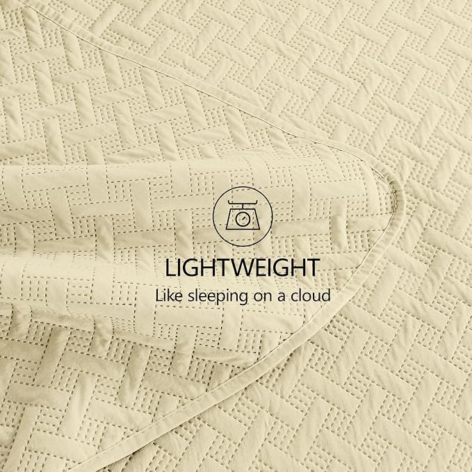 FLYMME Quilts King Size,Lightweight Butter Yellow Bedspreads,Basket Weave Pattern,Ultra Soft Microfiber Bed Coverlet 3 Pieces for All-Seasons (1 Quilt,2 Pillow Shams)