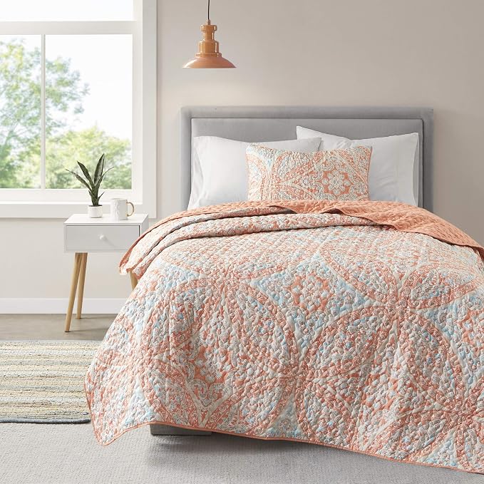 Comfort Spaces Gloria Boho Twin XL Quilt Set 2 Piece for Summer Coral | Reversible Coverlet Bedspread, Soft All Season, Medallion Pattern, Winter Layer with Shams Modern Lightweight, Cozy Comfort