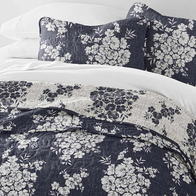 Merit Linens 3 Piece Quilt Set - Super Soft - Lightweight - All Season Quilted Coverlet - Timeless Patterns - Full/Queen Navy