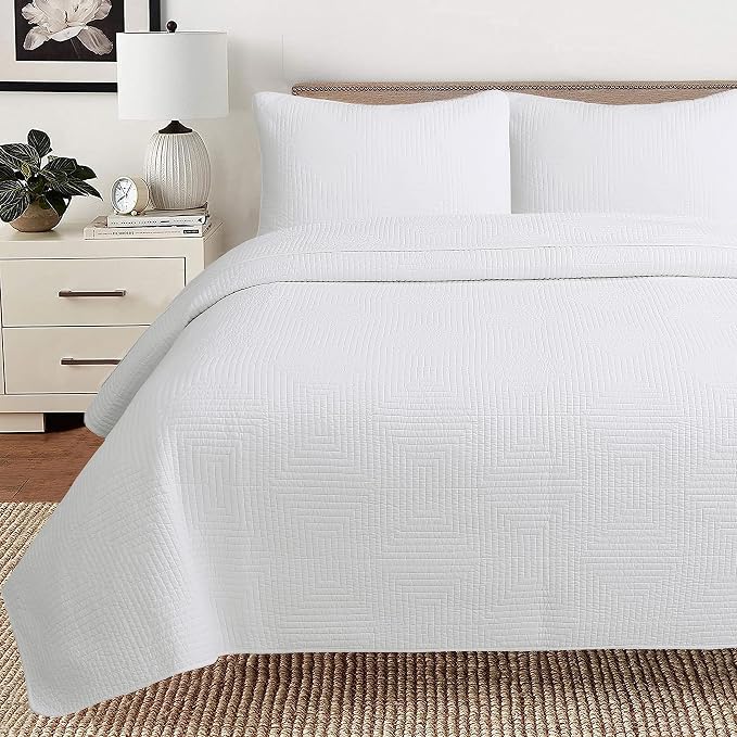Cozy Line Home Fashions 100% Cotton Square Check Stitch Solid White Quilt Bedding Set, Bedspread Coverlet Lightweight for All Seasons (Maze - White, Queen - 3 piece)