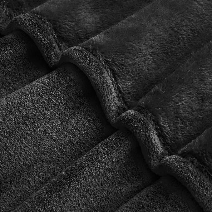 BEDELITE Fleece Blanket Soft Plush Oversized Bed Blanket Black 120"x120" | Ultra Soft Plush Fleece, Lightweight Warmth, All Season Comfort, Fade Resistant, Machine Washable, Perfect for Sharing