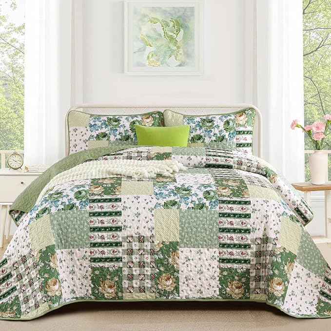 Patchwork Quilt Set Queen Size, Sage Green Floral Plaid Bedspread | Rustic Flower Coverlet Set, Soft Lightweight Farmhouse Quilt Bedding Set 3 Pieces for All Season, 96''x90''