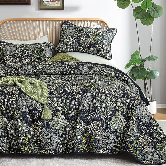 WONGS BEDDING Floral Quilt Set Queen, 3 Pcs Navy Blue Bedspread Coverlet | Soft Lightweight Farmhouse Quilt Bedding Set for Bed, Microfiber Floral Quilted Bed Cover for Guest Room 96"×90"