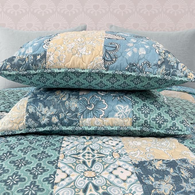 King Quilt Set-3 Pieces Soft Bedding Lightweight Floral Patchwork Coverlet | All Seasons Quilts Queen Size for Bed, 1 Quilt (106" x 94") and 2 Shams (20" x 36"), Vintage Bedspread, Blue Tile