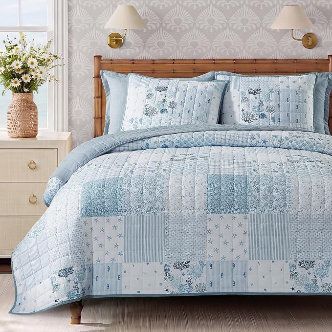 King Quilt Set-3 Pieces Soft Bedding Lightweight Floral Patchwork Coverlet | All Seasons Quilts Queen Size for Bed, 1 Quilt (106" x 94") and 2 Shams (20" x 36"), Vintage Bedspread, Coastal Blue