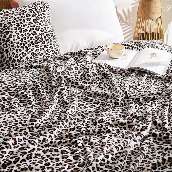 BEDELITE Fleece Blanket Soft Plush Twin Size Blanket White Leopard 60"x80" | Ultra Soft Fleece, Plush Microfiber, Lightweight Warmth, All Season Comfort, Leopard Decor, Machine Washable, Couch Sofa Bed