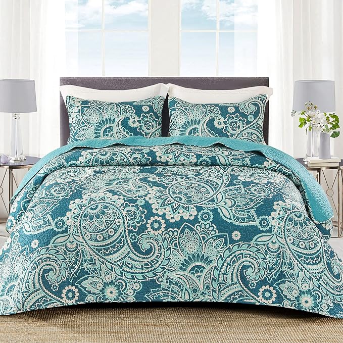 Whale Flotilla California King Size Quilt Set, Soft Boho Paisley Bedspreads | Reversible Lightweight Oversized Quilt Bedding Set for Bed, Turquoise Printed Coverlets with 2 Pillow Shams for All Seasons